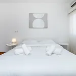 Cozy 3 Bedroom Flat Center Apartment *