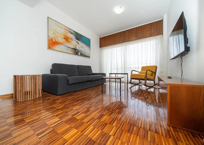 Daire Cozy 3 Bedroom Flat Center *