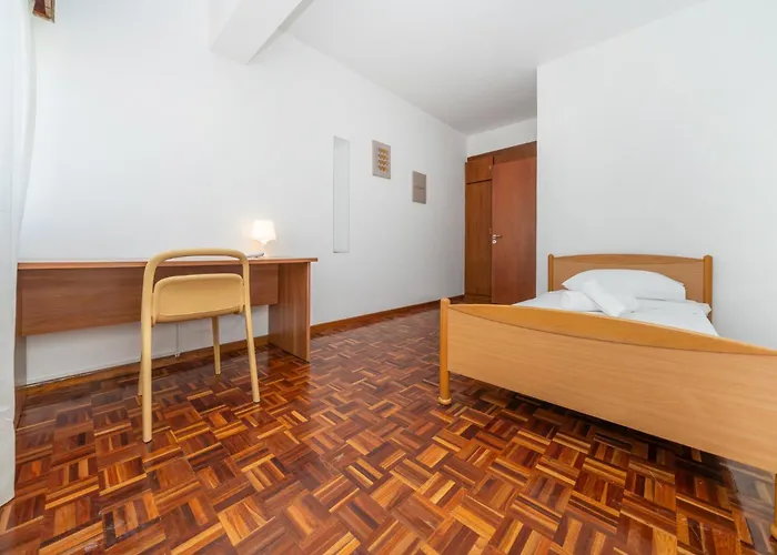 Cozy 3 Bedroom Flat Center 尼科西亚