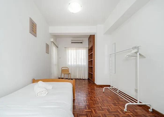 Cozy 3 Bedroom Flat Center