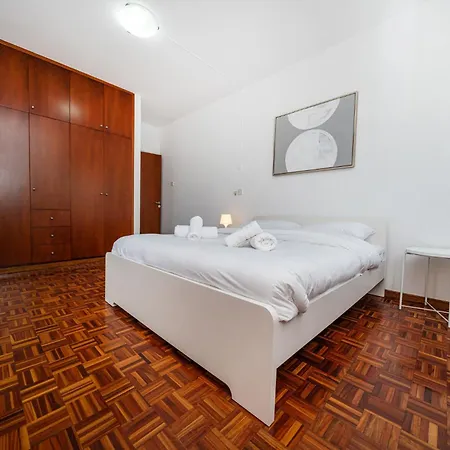Cozy 3 Bedroom Flat Center Lejlighed *